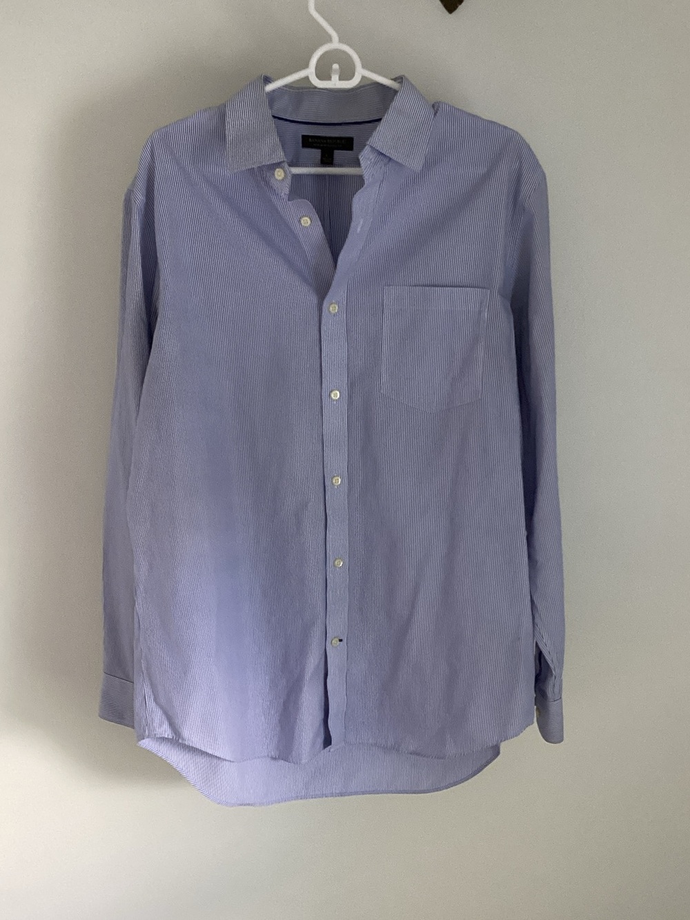 Banana Republic Light Blue Pinstripe Dress Shirt - Men's Long Sleeve